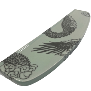 Groene vintage planchet van keramiek met dragon design van TATTOOtoilet-Esther Derkx