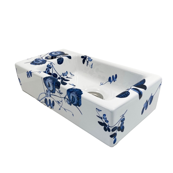 Design mini toiletfontein met bloemen geïnspireerd op Delfts blauwe bloemen